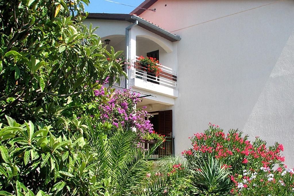 Apartments With A Parking Space Rabac, Labin - 7622 Exterior photo