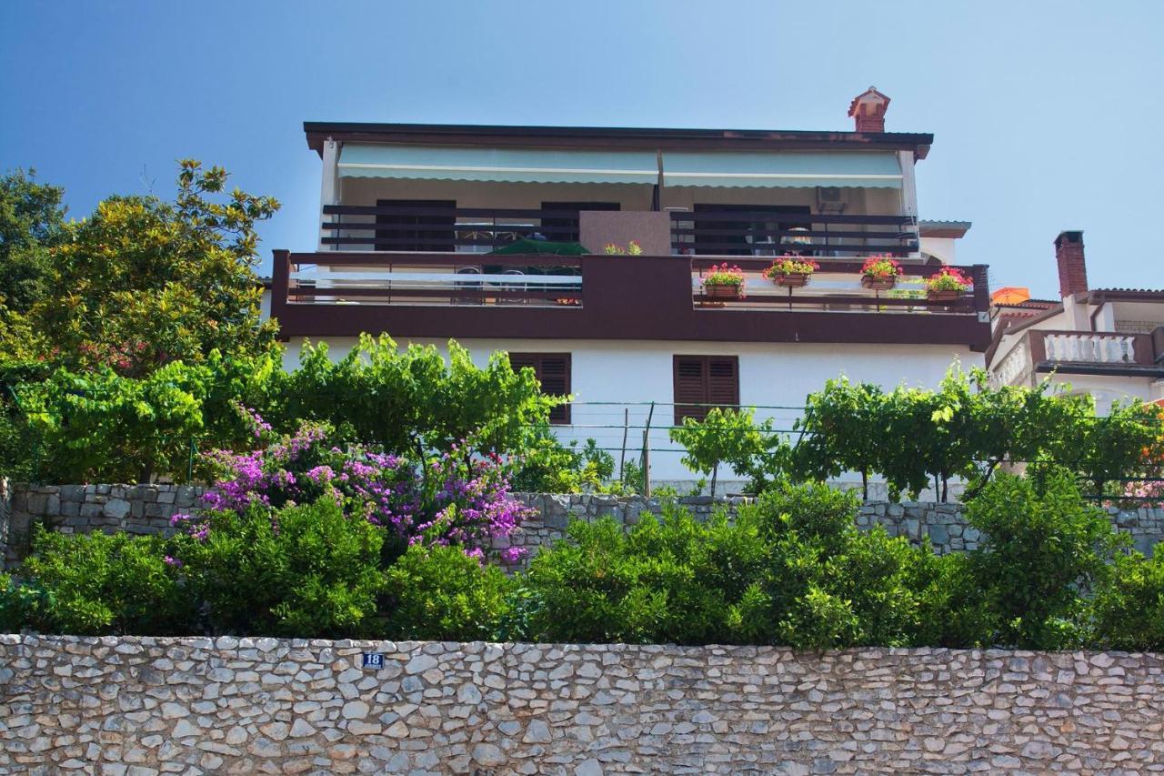 Apartments With A Parking Space Rabac, Labin - 7622 Exterior photo