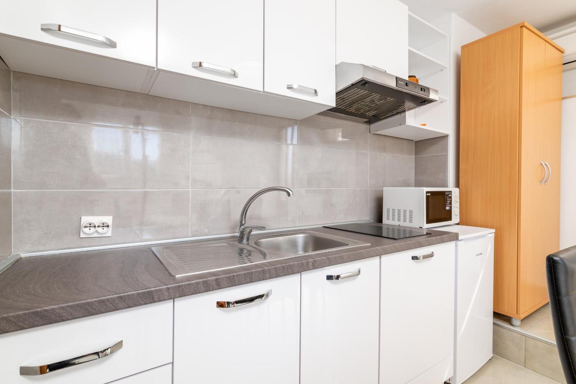 Apartments With A Parking Space Rabac, Labin - 7622 Exterior photo