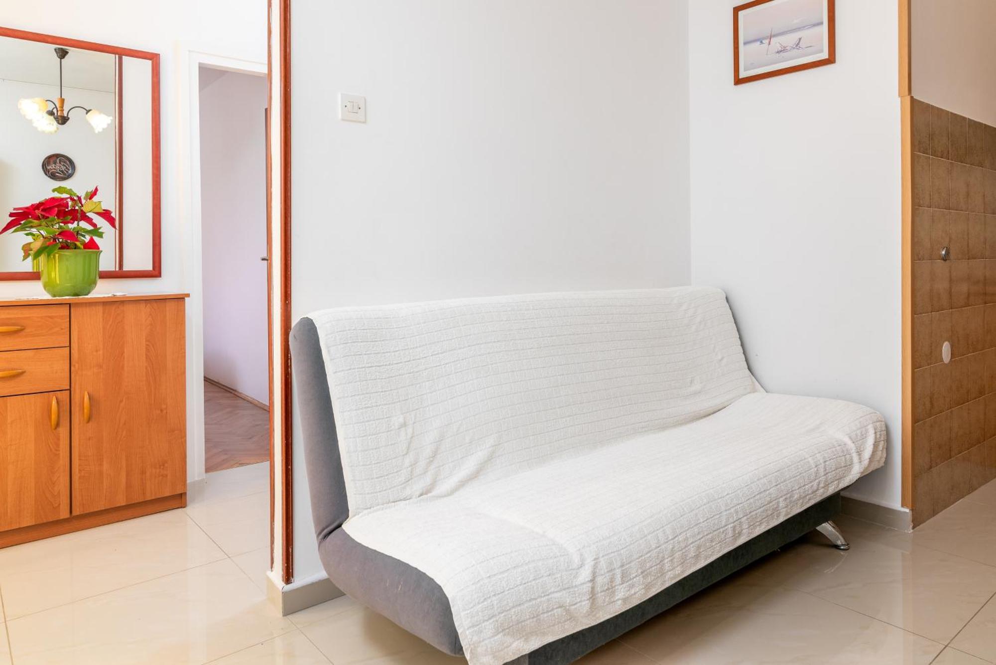 Apartments With A Parking Space Rabac, Labin - 7622 Room photo