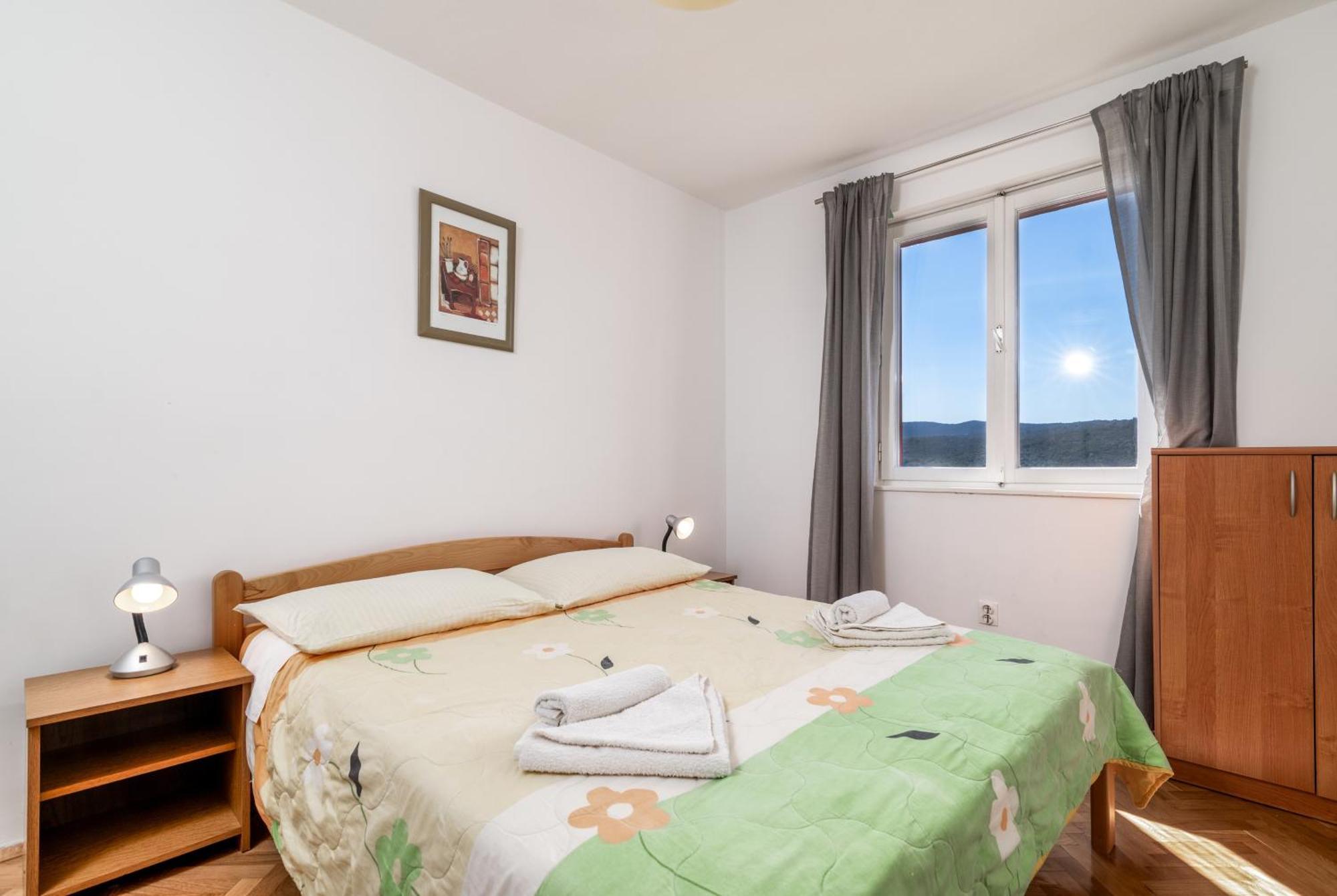 Apartments With A Parking Space Rabac, Labin - 7622 Exterior photo