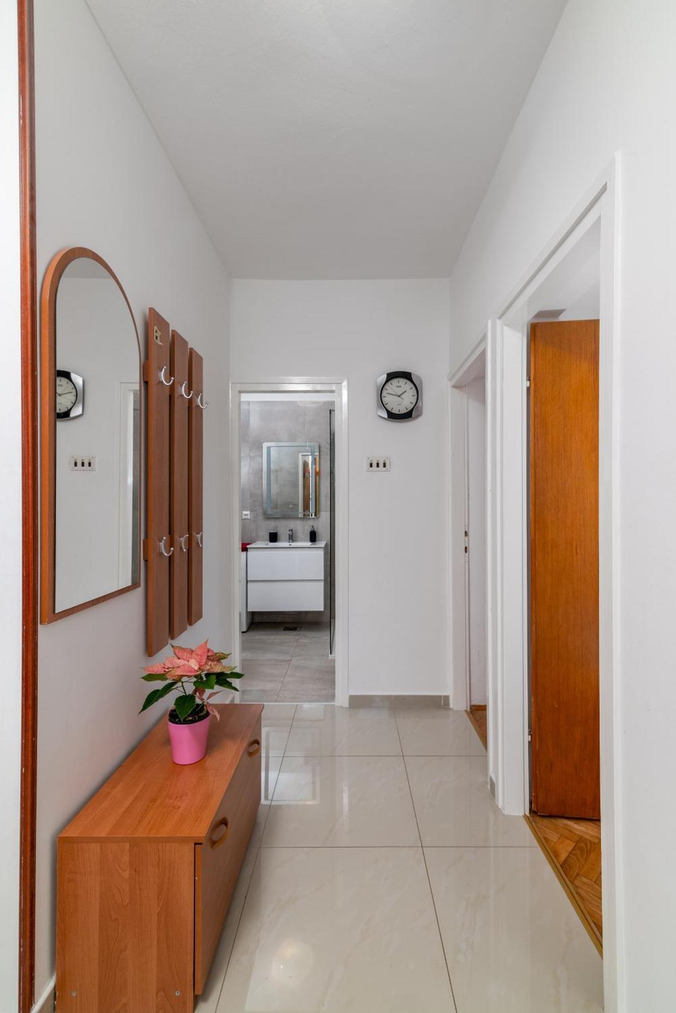 Apartments With A Parking Space Rabac, Labin - 7622 Exterior photo