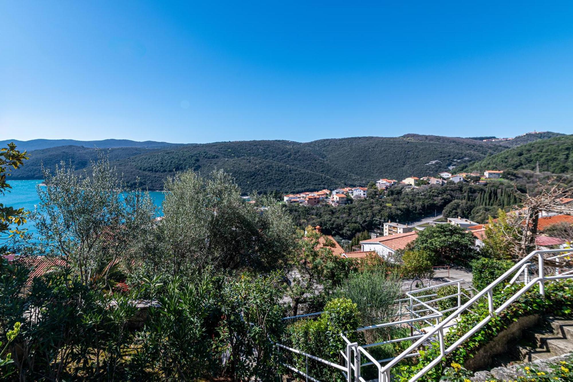 Apartments With A Parking Space Rabac, Labin - 7622 Exterior photo